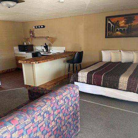 Love Hotels Murdo By Oyo On Interstate 90 Extérieur photo